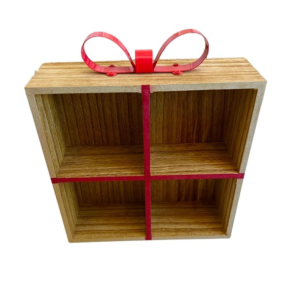 Target 🎯 Christmas Present Decor Shelf - Picture 1 of 3